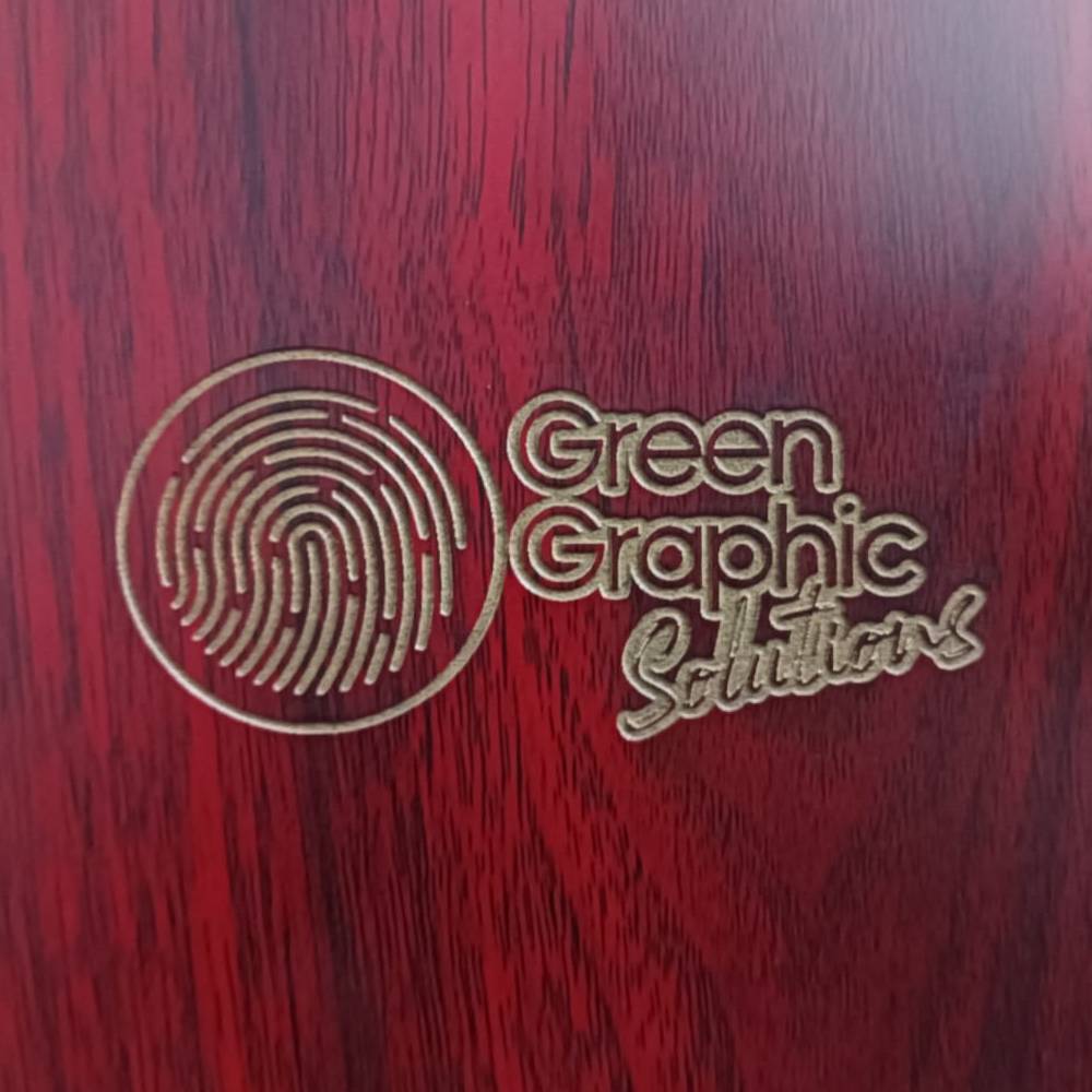 Set de Vino en Caja de Madera - greengraphic.cl